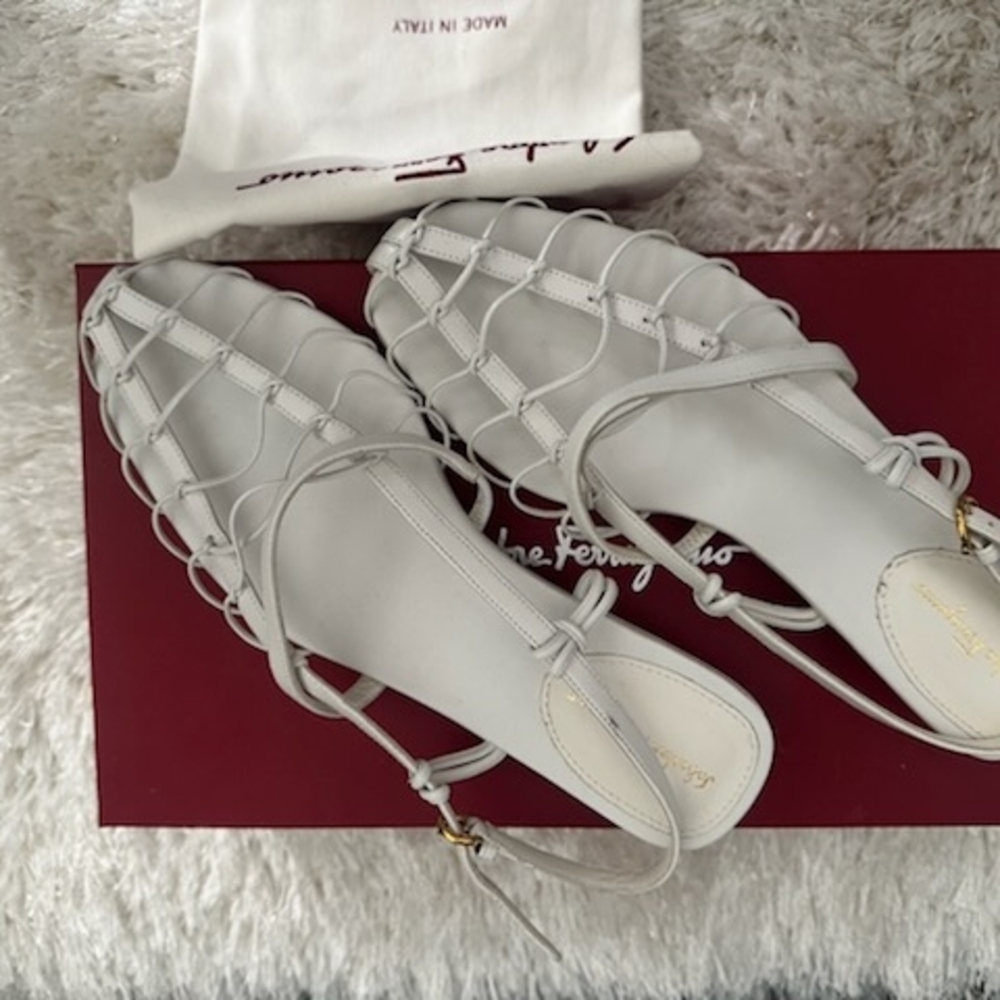 Sophisticated Cream Women's Sandals